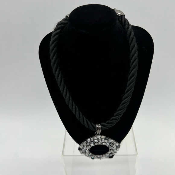 Chico’s Black Coed Necklace With Silver Pendant - Picture 10 of 11